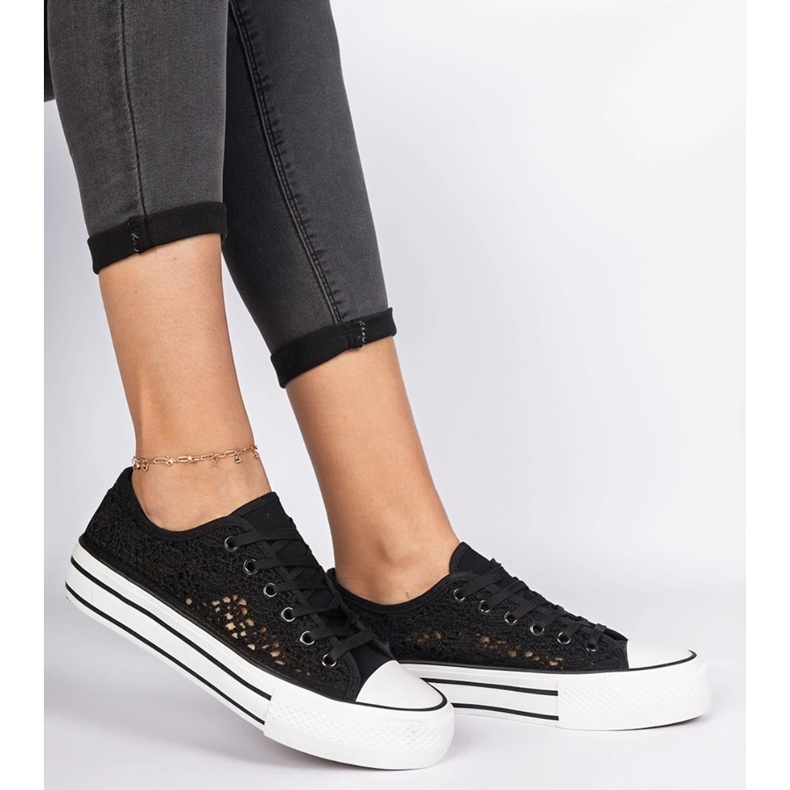 Tênis femininos do Black OpenWork preto 2