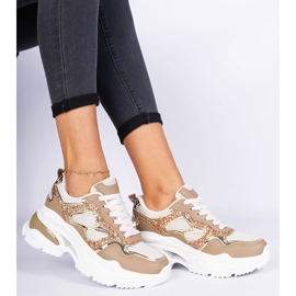 Tênis de mulheres marrons decoradas com glitter castanho 2