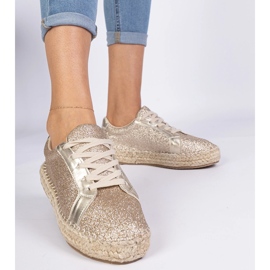 Alpargelas femininas douradas decoradas com glitter dourado 1