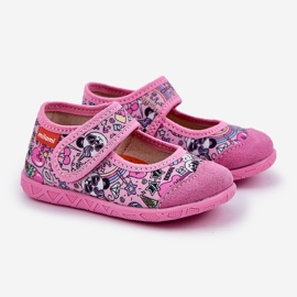 Chinelos infantis em pandas rosa 1