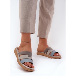 Flipers femininos de bege-azuis confortáveis 2