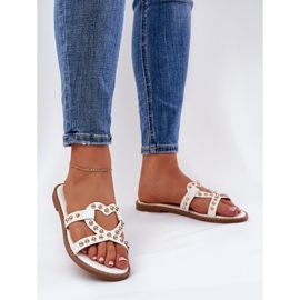 Chinelos de mulheres brancas planas decoradas branco 2