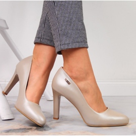 Bombas no nude post pérola Sergio Leone bege 1