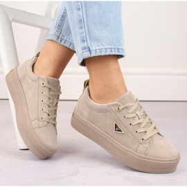 Sapatos femininos de camurça de couro bege na plataforma Filippo DP3533 1