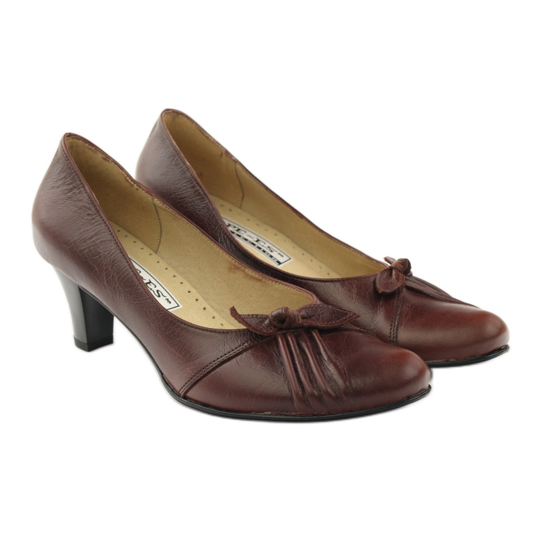 Bombas de couro marrom PEES castanho 4