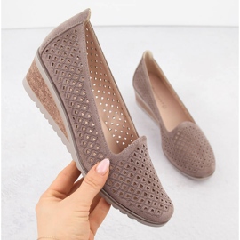 Sapatos femininos de camurça com cunha aberta, marrom, Potocki SZ12306 1