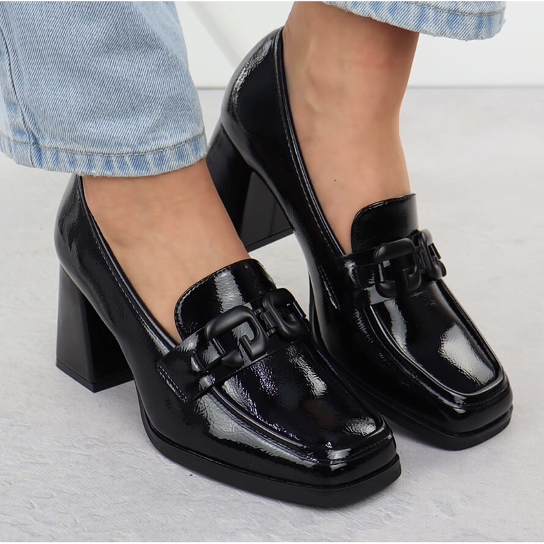 Sapatos femininos pintados no Black Potocki SZ12553 Post preto 1