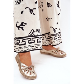 Bailarinas planas feitas de couro natural Zazoo 10179 Zlotys dourado 2