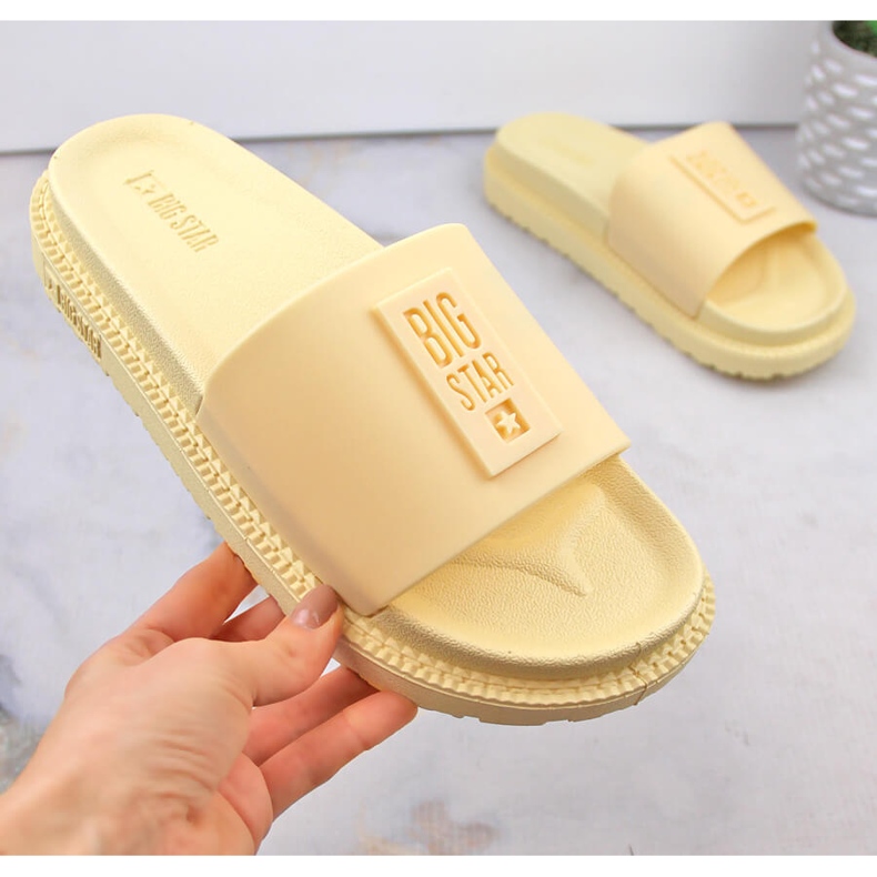 Chinelos plataforma amarelos femininos Big Star LL274427 2