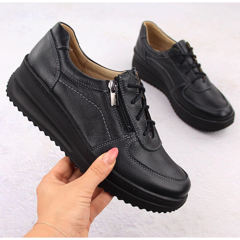 Sapatos femininos confortáveis ​​de couro preto Helios 419 1