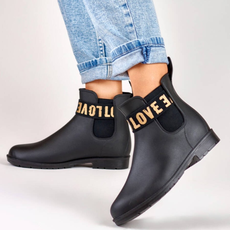 Galochas femininas preto fosco S06B/GO 1