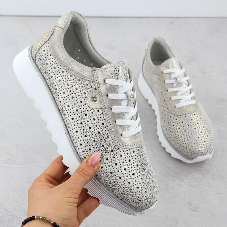 S.Barski Sapatos de couro feminino na plataforma aberta Złote S. Barski LR51-927 dourado 1