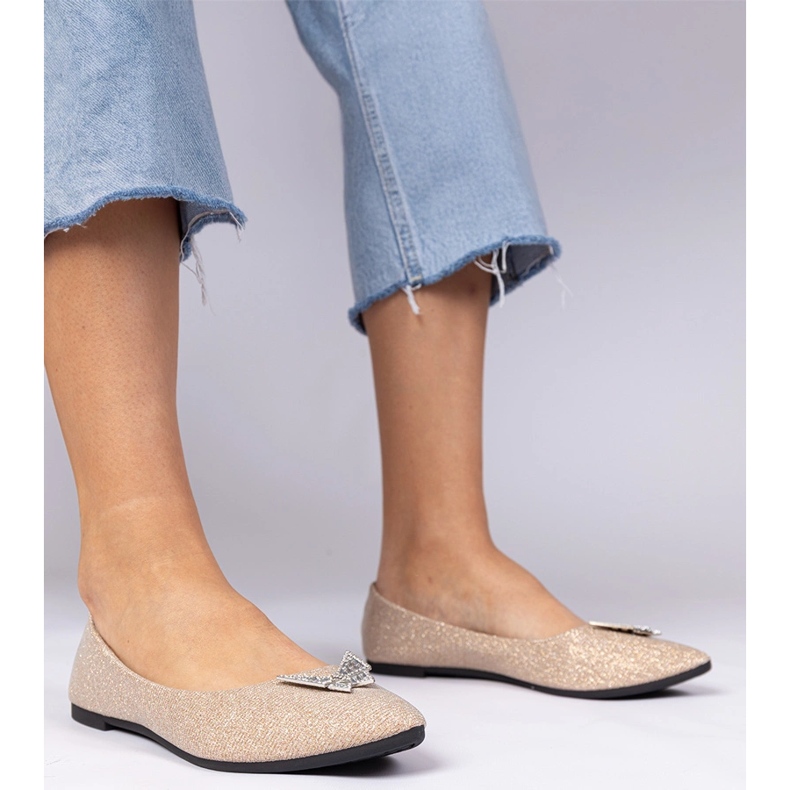 Ballerinas de Brocada de Champanhe Feminina com uma borboleta bege 1