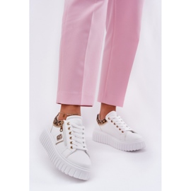 Sapatos esportivos femininos em plataforma com impressão de leopardo de couro ECO branco 2