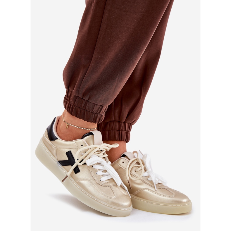 Sapatos esportivos femininos baixos dourados 1