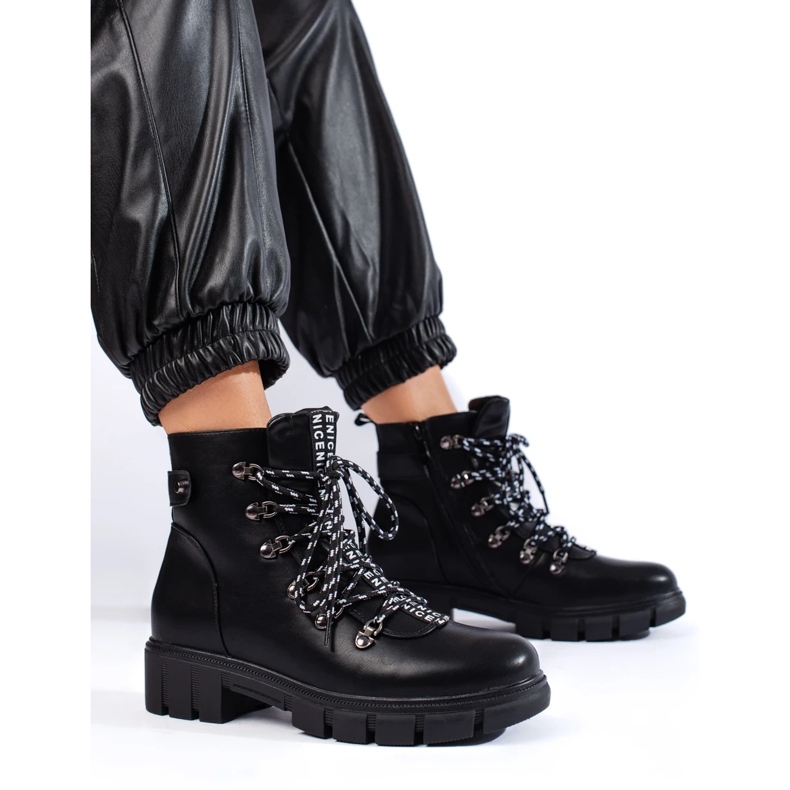 Bolsas pretas na plataforma Vinceza preto 2