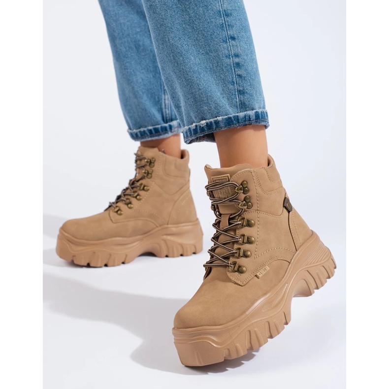 Caçadores femininos na plataforma Big Star KK274366 marrom 1