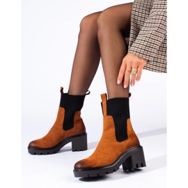 Botins camel com salto largo Potocki marrom 1