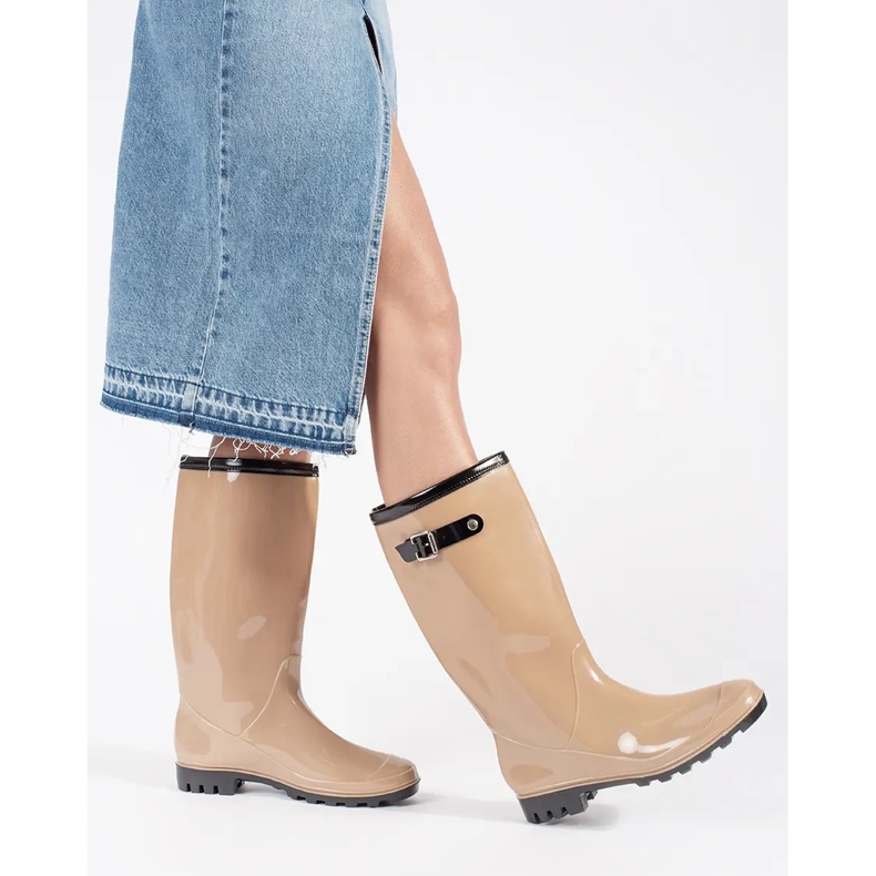 Botas femininas bege de alta patente 1