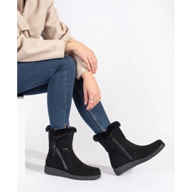 Botas femininas isoladas de couro pretas com pele de Sergio Leone preto 1