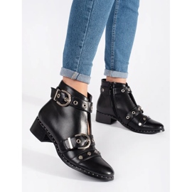 Seastar Botins pretos com recortes e decorações 1