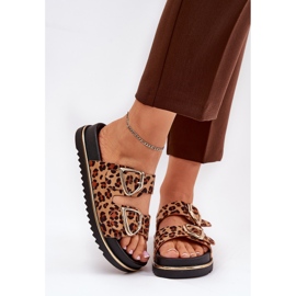 Chinelos femininos com estampa de leopardo na plataforma com grampos dourados marrom castanho 2 Chinelos femininos com estampa de leopardo na plataforma com grampos dourados marrom castanho 2