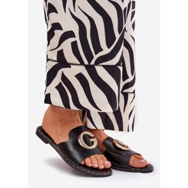 Chinelos femininos de couro eco com detalhes decorativos pretos 1