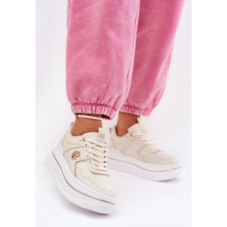 Sapatos esportivos femininos na plataforma bege 2