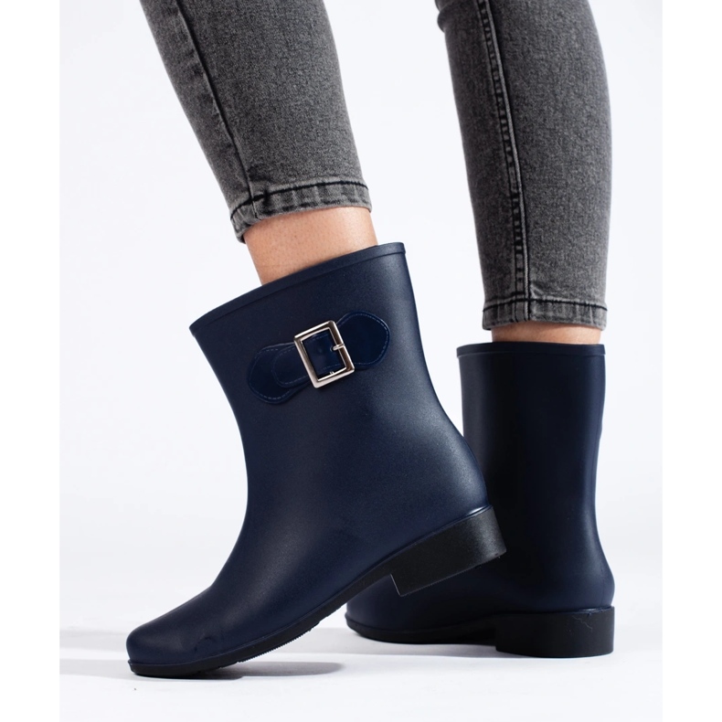 Botas de borracha azul marinho com fivela 2 Botas de borracha azul marinho com fivela 2