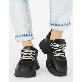 Tênis pretos femininos 1