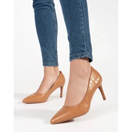 Seastar Bombas bege escuras no salto alto 1