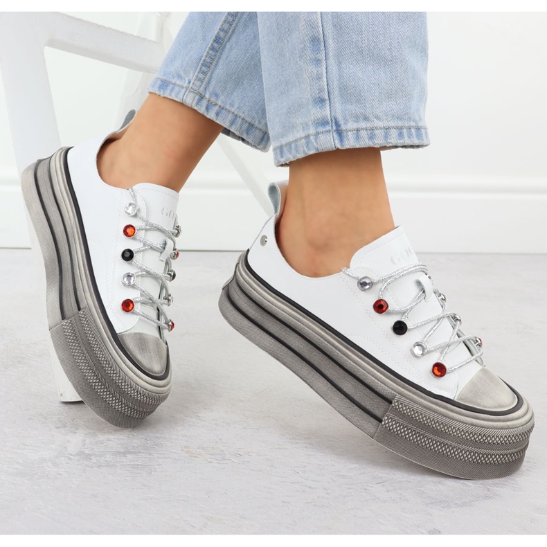 Tênis de couro na plataforma White Goe NN2N4054 branco 1