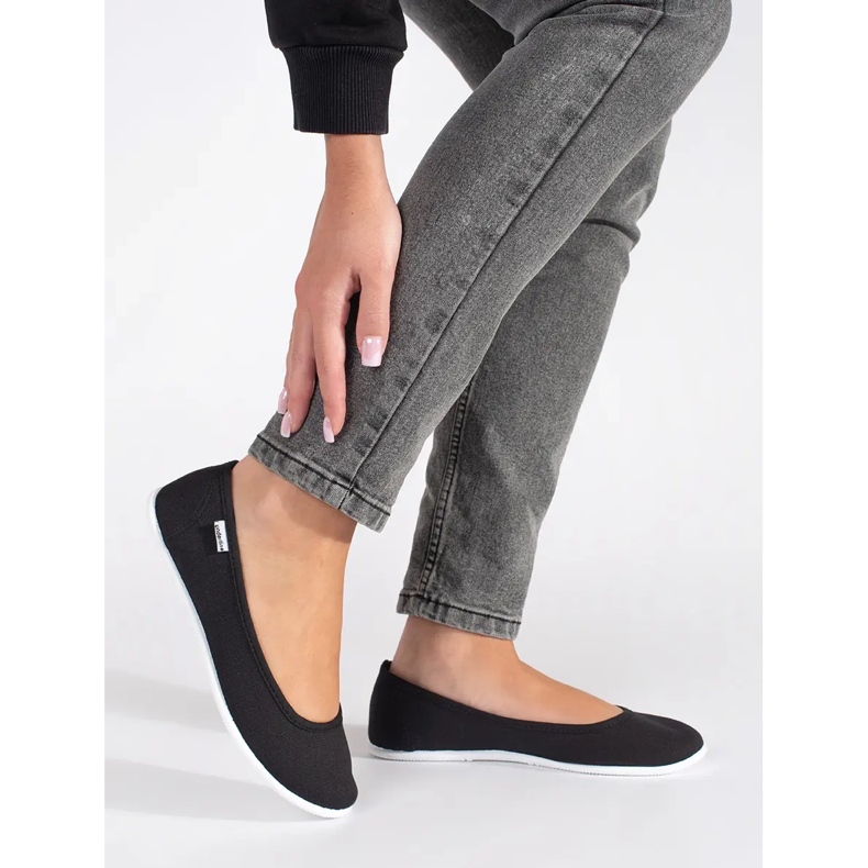 Sapatilhas femininas de tecido preto 2