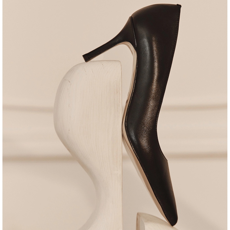 Marco Shoes Estiletes elegantes feitos de couro macio preto 2
