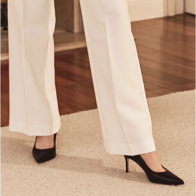 Marco Shoes Estiletes elegantes feitos de couro macio preto 1