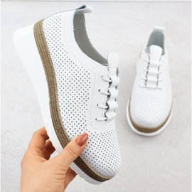 Sapatos de couro feminino para cunhas brancas perfuradas T.SOKOLSKI W25-203 branco 1