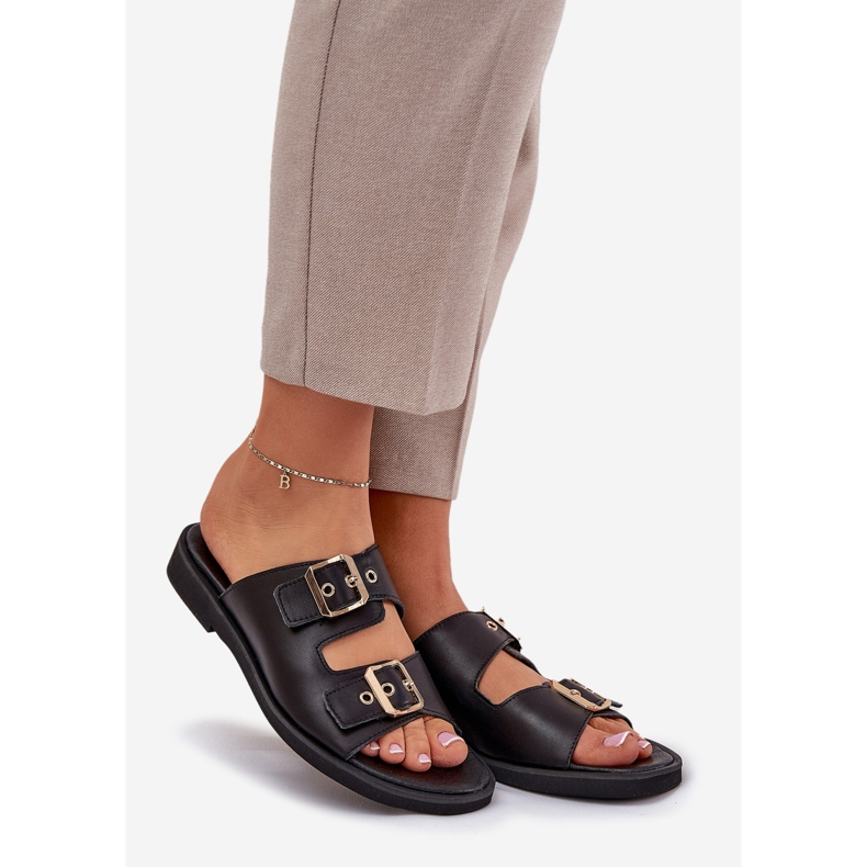 Chinelos planos de couro com zazoo 3020 grampos pretos 1 Chinelos planos de couro com zazoo 3020 grampos pretos 1