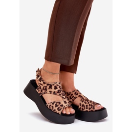 Sandálias femininas com estampa de leopardo na plataforma Eco Suede Brown marrom 1