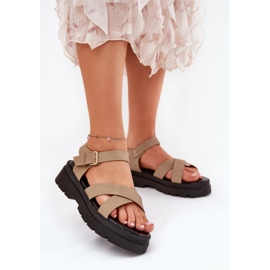 Sandálias femininas na plataforma de couro eco eco bege 2