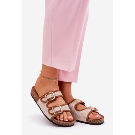 Flip de materiais femininos em uma plataforma de cortiça com fivelas de camelo castanho 1 Flip de materiais femininos em uma plataforma de cortiça com fivelas de camelo castanho 1