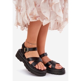 Sandálias femininas em plataforma com eco couro preto 1