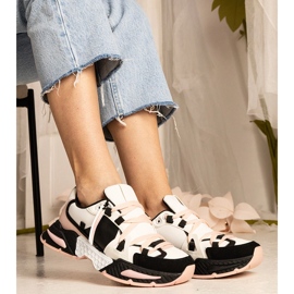 Tênis feminino rosa com sola enorme preto 2 Tênis feminino rosa com sola enorme preto 2