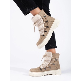 Botas de neve femininas bege com pele de carneiro 1 Botas de neve femininas bege com pele de carneiro 1