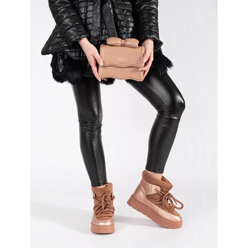 Botas de neve femininas marrons com atacadores e sola grossa castanho 1