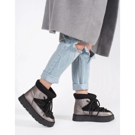 Botas femininas de neve pretas e prateadas com atacadores e sola grossa preto 2