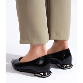 W. Potocki Bombas com salto decorativo Potocki preto 1