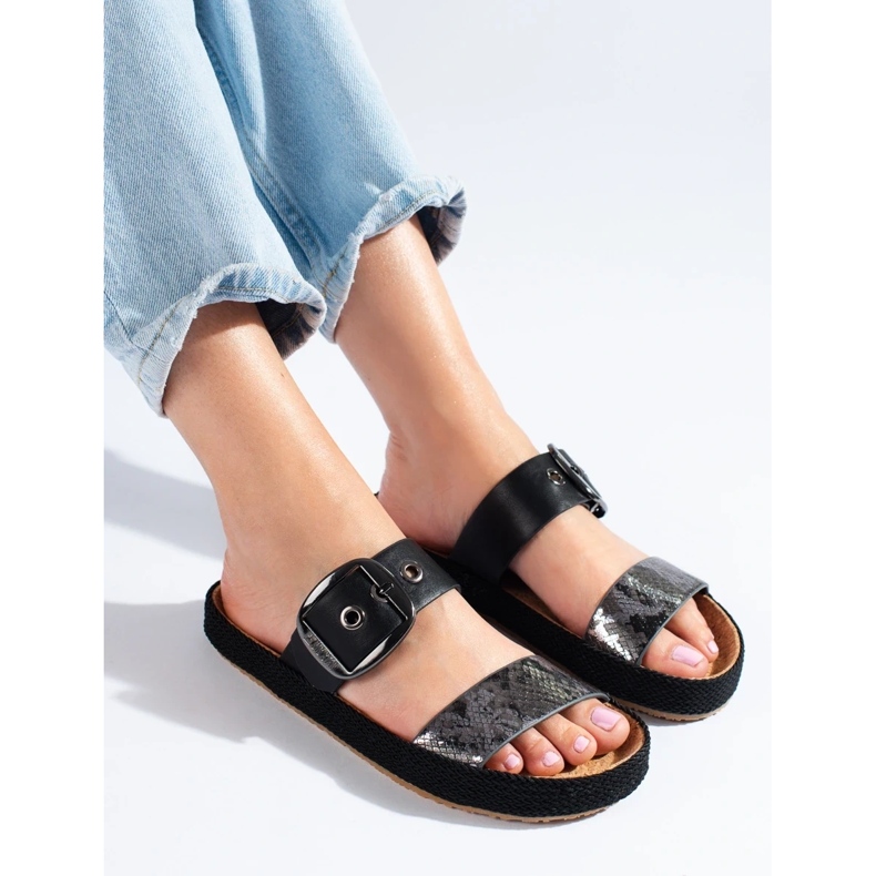 Chinelos femininos Big Star preto 1