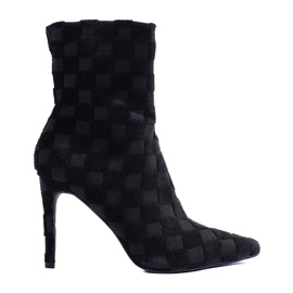 Botins femininos altos e justos com salto agulha preto 2
