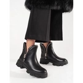 Botas femininas em uma plataforma Shelovet grossa preto 1