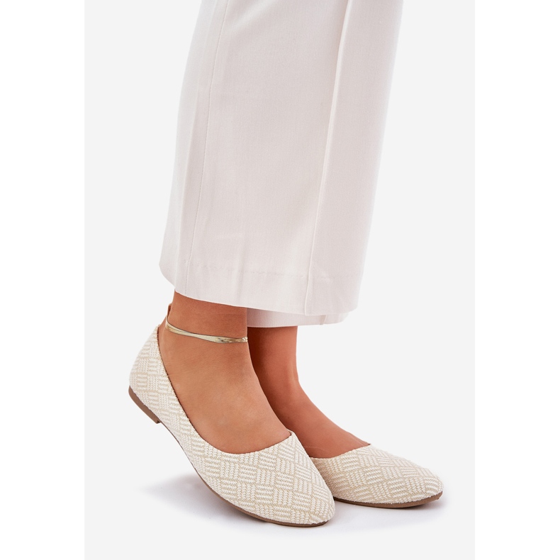 Bailarinas femininas planas com glitter dourado 1